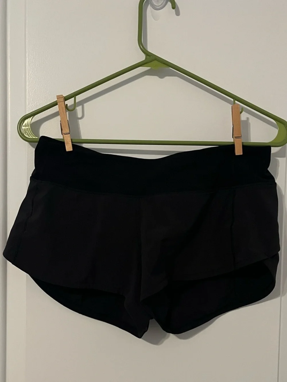 Lululemon shorts - Picture 2 of 7